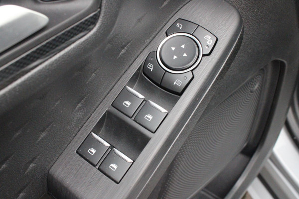 Ford Kuga 2.5 225PK PHEV ST-LINE | PANORAMISCH SCHUIF/KANTEL DAK | ELEKTRISCH BEDIENBARE ACHTERKLEP  | 360° CAMERA | KEYLESS ENTRY/START | CLIMATE CONTROL | ADAPTIVE CRUISE CONTROL | DAB+ RADIO | DRAADLOZE TELEFOONLADER | NAVIGATIE | APPLE CARPLAY/ANDROID AUTO | DODEHOEK DETECTIE | 19" LICHTMETALEN VELGEN |