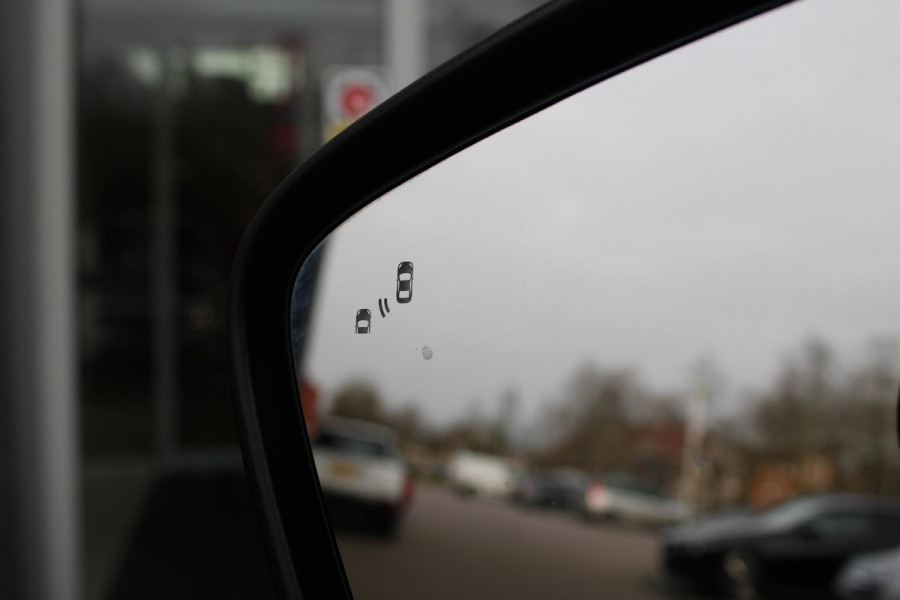 Ford Kuga 2.5 225PK PHEV ST-LINE | PANORAMISCH SCHUIF/KANTEL DAK | ELEKTRISCH BEDIENBARE ACHTERKLEP  | 360° CAMERA | KEYLESS ENTRY/START | CLIMATE CONTROL | ADAPTIVE CRUISE CONTROL | DAB+ RADIO | DRAADLOZE TELEFOONLADER | NAVIGATIE | APPLE CARPLAY/ANDROID AUTO | DODEHOEK DETECTIE | 19" LICHTMETALEN VELGEN |