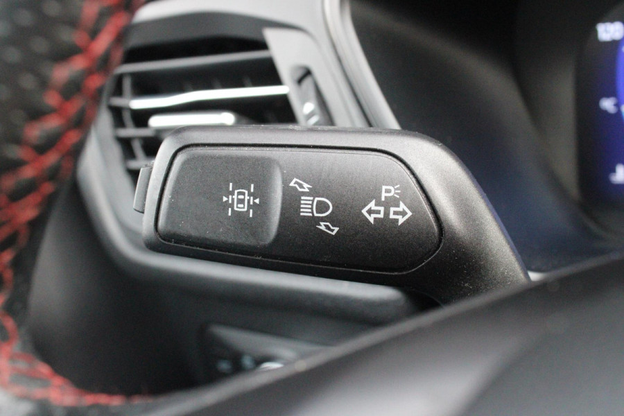 Ford Kuga 2.5 225PK PHEV ST-LINE | PANORAMISCH SCHUIF/KANTEL DAK | ELEKTRISCH BEDIENBARE ACHTERKLEP  | 360° CAMERA | KEYLESS ENTRY/START | CLIMATE CONTROL | ADAPTIVE CRUISE CONTROL | DAB+ RADIO | DRAADLOZE TELEFOONLADER | NAVIGATIE | APPLE CARPLAY/ANDROID AUTO | DODEHOEK DETECTIE | 19" LICHTMETALEN VELGEN |
