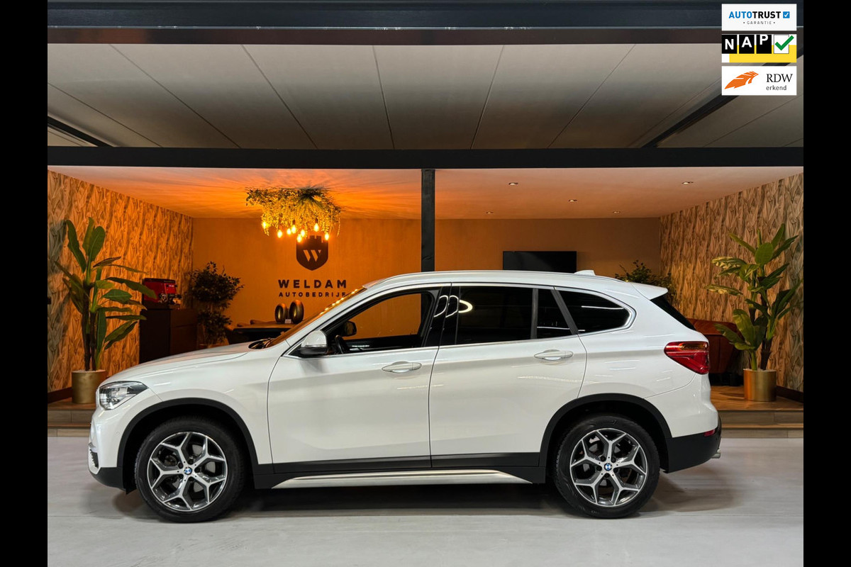 BMW X1 SDrive18i Executive xLine Garantie Camera Harman Kardon Memory Elek Achterklep PDC Leder StoelVW ACC Clima Navi Rijklaar BMW X1 SDrive18i Executive xLine Garantie Camera Harman Kardon Memory Elek Achterklep PDC Leder StoelVW ACC Clima Navi Rijklaar