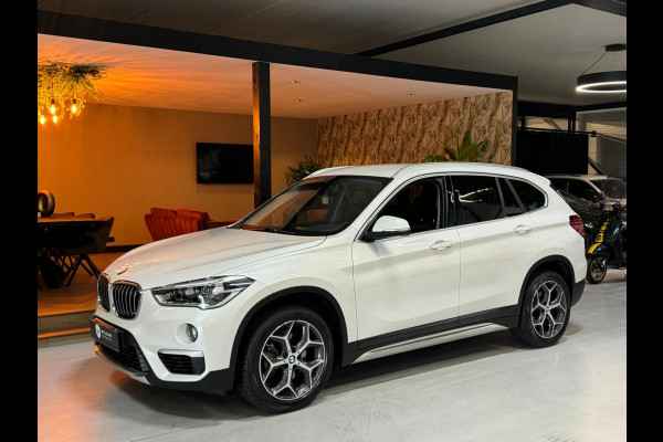 BMW X1 SDrive18i Executive xLine Garantie Camera Harman Kardon Memory Elek Achterklep PDC Leder StoelVW ACC Clima Navi Rijklaar