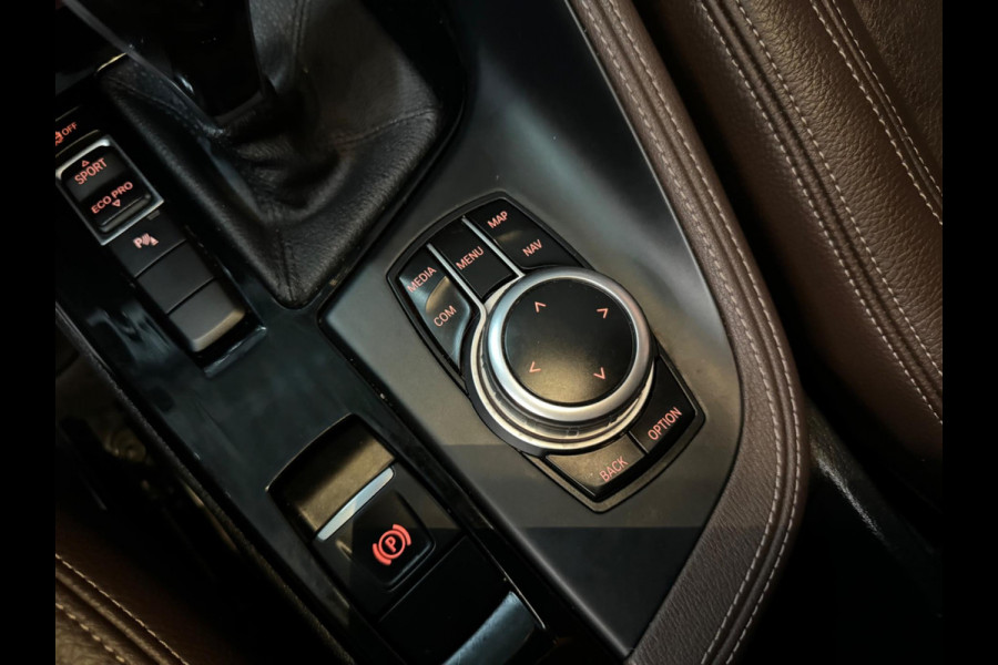 BMW X1 SDrive18i Executive xLine Garantie Camera Harman Kardon Memory Elek Achterklep PDC Leder StoelVW ACC Clima Navi Rijklaar