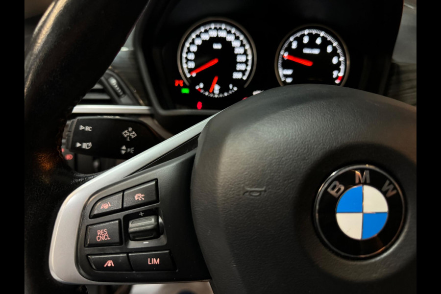 BMW X1 SDrive18i Executive xLine Garantie Camera Harman Kardon Memory Elek Achterklep PDC Leder StoelVW ACC Clima Navi Rijklaar