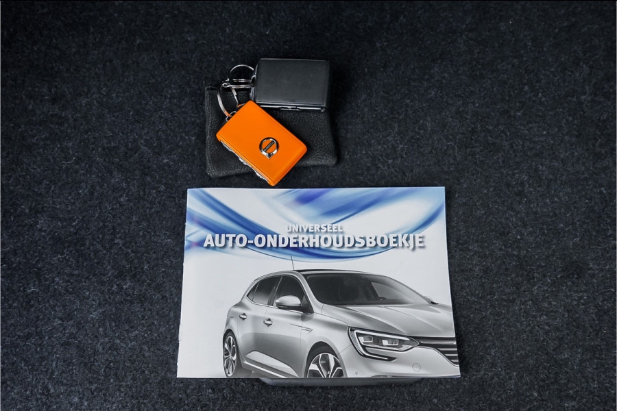 Volvo XC40 1.5 T5 Recharge Ultimate Bright Pano Leder H/K Memory Seats