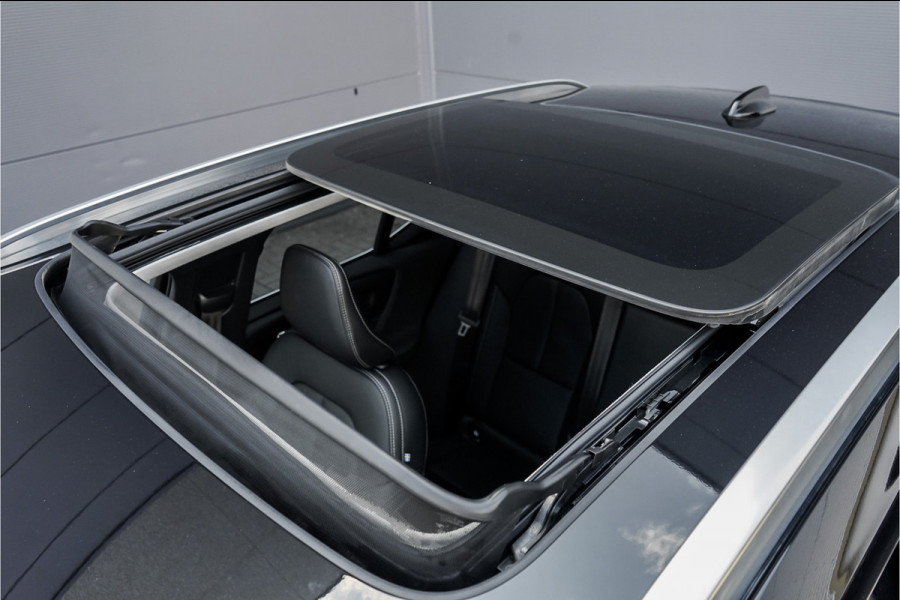 Volvo XC40 1.5 T5 Recharge Ultimate Bright Pano Leder H/K Memory Seats