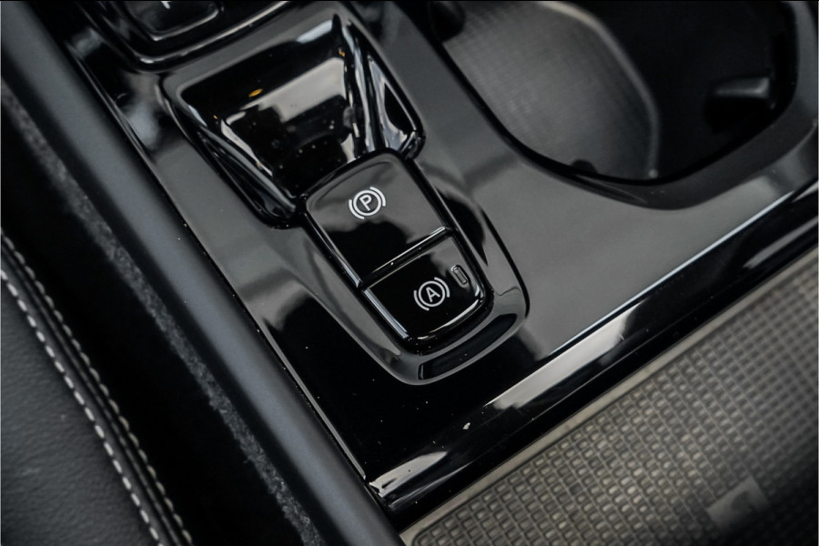 Volvo XC40 1.5 T5 Recharge Ultimate Bright Pano Leder H/K Memory Seats