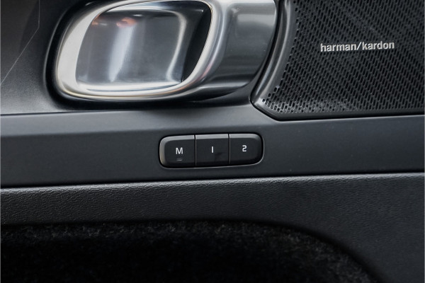 Volvo XC40 1.5 T5 Recharge Ultimate Bright Pano Leder H/K Memory Seats