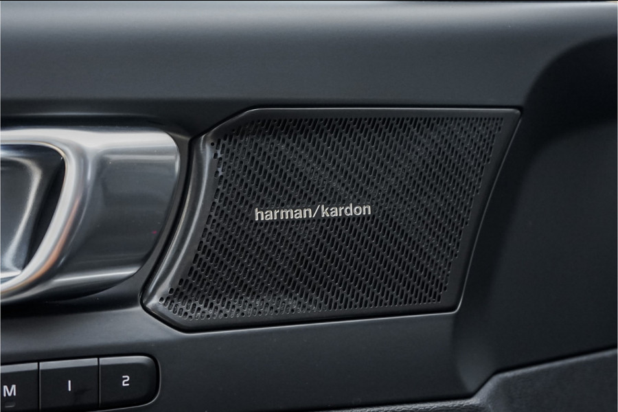 Volvo XC40 1.5 T5 Recharge Ultimate Bright Pano Leder H/K Memory Seats