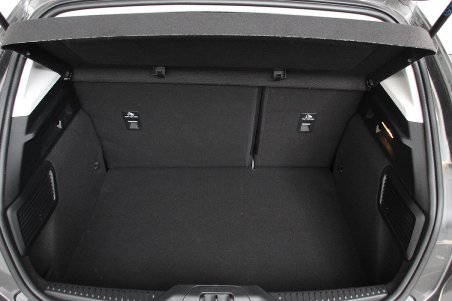 Ford Focus 1.0 EcoBoost 125pk Automaat Cool & Connect | Navigatie | Airco | Cruise control | Camera | DAB | Led | Lichtmetalen Velgen | Parkeer Sensoren