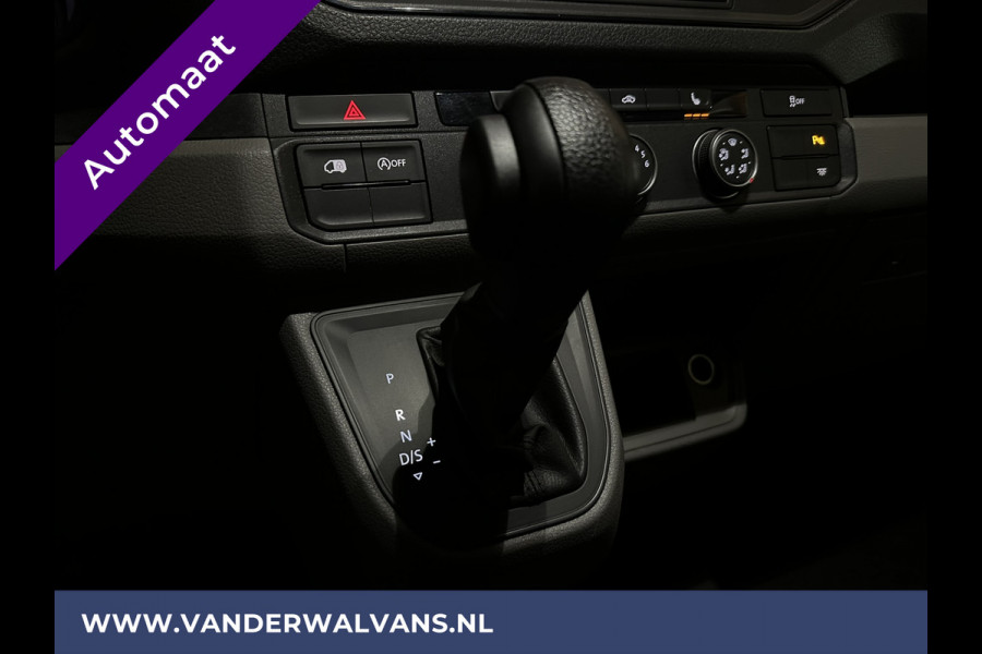 Volkswagen Crafter 2.0 TDI 141pk Automaat L3H3 L2H2 Euro6 Airco | Camera | Navigatie | 3000kg Trekhaak | Cruisecontrol Chauffeursstoel, Parkeersensoren, Stoelverwarming, Bijrijdersbank