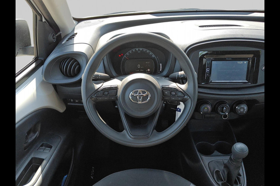 Toyota Aygo X 1.0 VVT-i MT