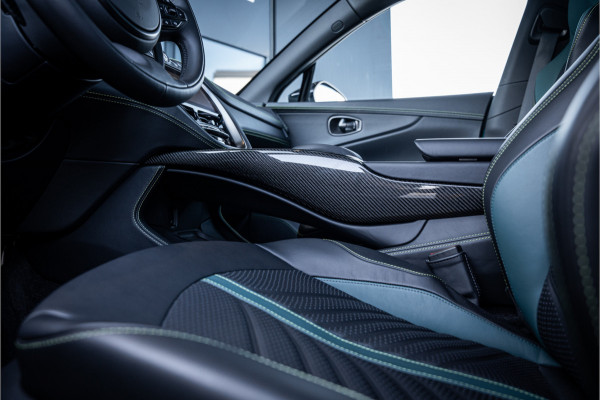 Aston Martin Dbx 4.0 V8 707 - AMR23 | F1-Inspired | Panorama | Keramisch | Elek. Trekhaak
