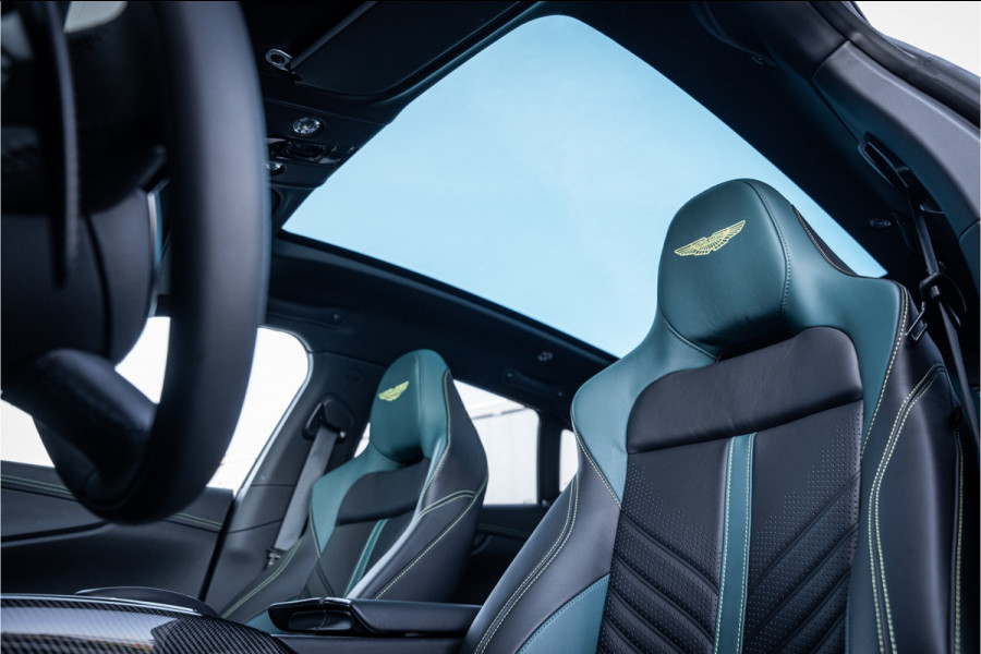 Aston Martin Dbx 4.0 V8 707 - AMR23 | F1-Inspired | Panorama | Keramisch | Elek. Trekhaak