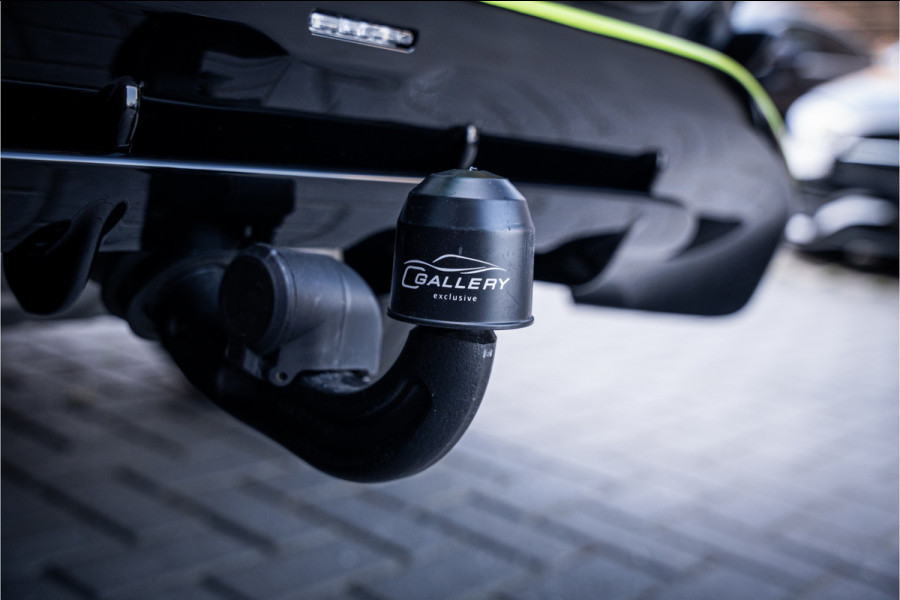 Aston Martin Dbx 4.0 V8 707 - AMR23 | F1-Inspired | Panorama | Keramisch | Elek. Trekhaak