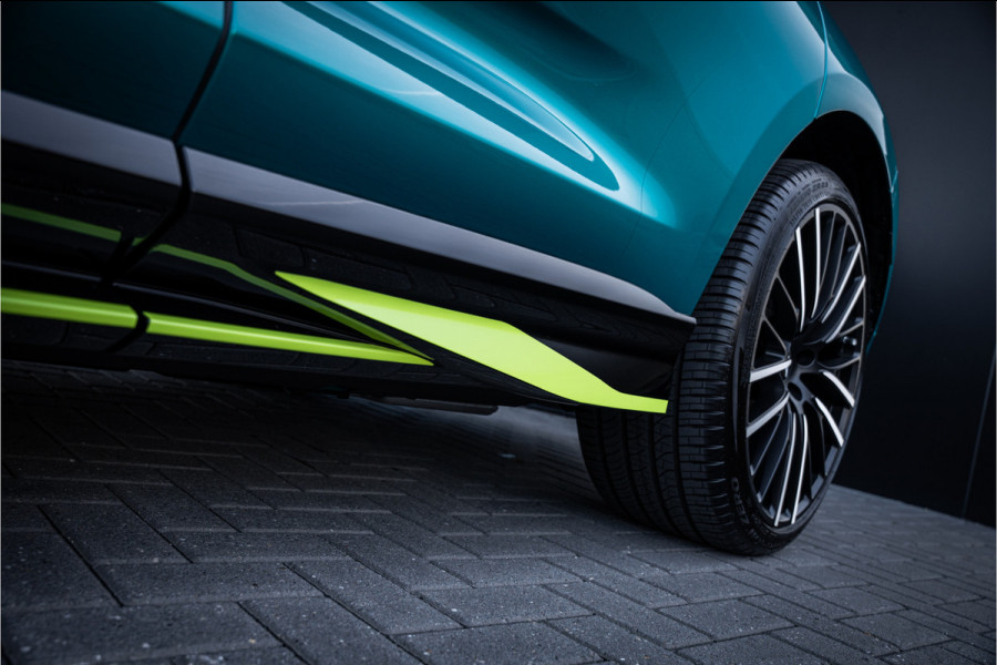 Aston Martin Dbx 4.0 V8 707 - AMR23 | F1-Inspired | Panorama | Keramisch | Elek. Trekhaak