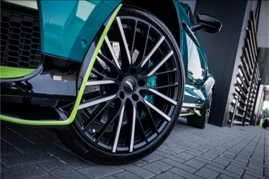 Aston Martin Dbx 4.0 V8 707 - AMR23 | F1-Inspired | Panorama | Keramisch | Elek. Trekhaak