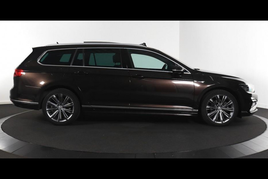 Volkswagen Passat Variant 1.6 TDI Elegance Business R PANORAMADAK/360 CAMERA/SPORTSTOELEN