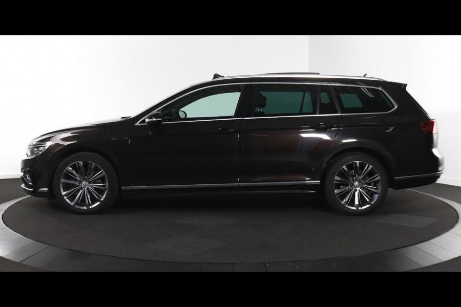 Volkswagen Passat Variant 1.6 TDI Elegance Business R PANORAMADAK/360 CAMERA/SPORTSTOELEN
