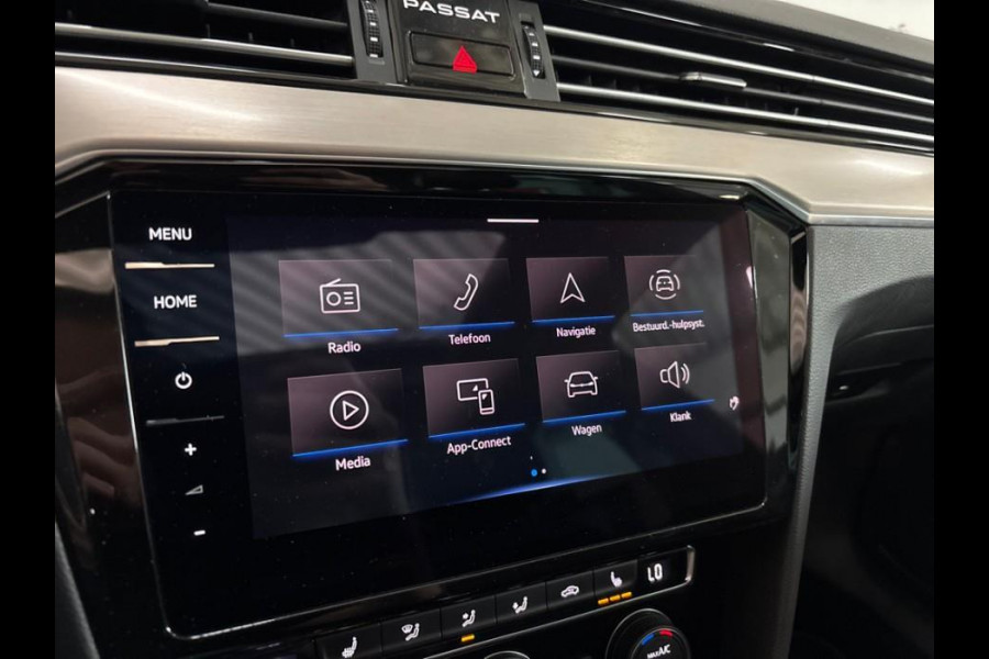Volkswagen Passat Variant 1.6 TDI Elegance Business R PANORAMADAK/360 CAMERA/SPORTSTOELEN
