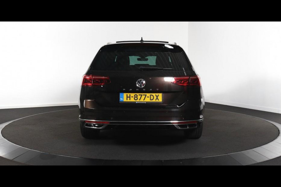 Volkswagen Passat Variant 1.6 TDI Elegance Business R PANORAMADAK/360 CAMERA/SPORTSTOELEN