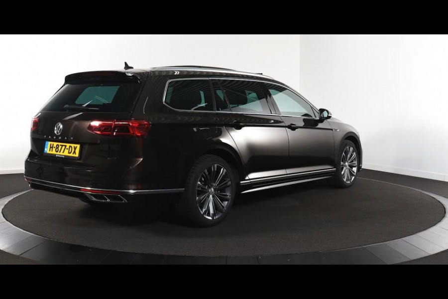 Volkswagen Passat Variant 1.6 TDI Elegance Business R PANORAMADAK/360 CAMERA/SPORTSTOELEN