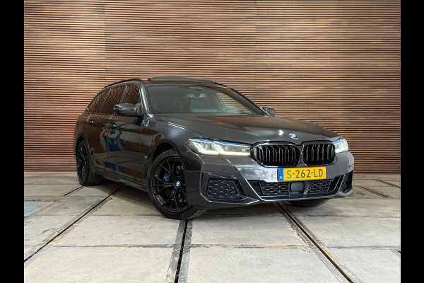 BMW 5 Serie Touring 530i High Executive | M-Sport | LCI | Facelift | Laser | HUD | 360 Camera | Winter-pakket |