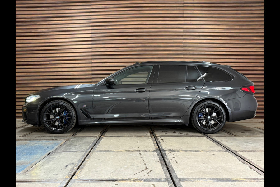 BMW 5 Serie Touring 530i High Executive | M-Sport | LCI | Facelift | Laser | HUD | 360 Camera | Winter-pakket |