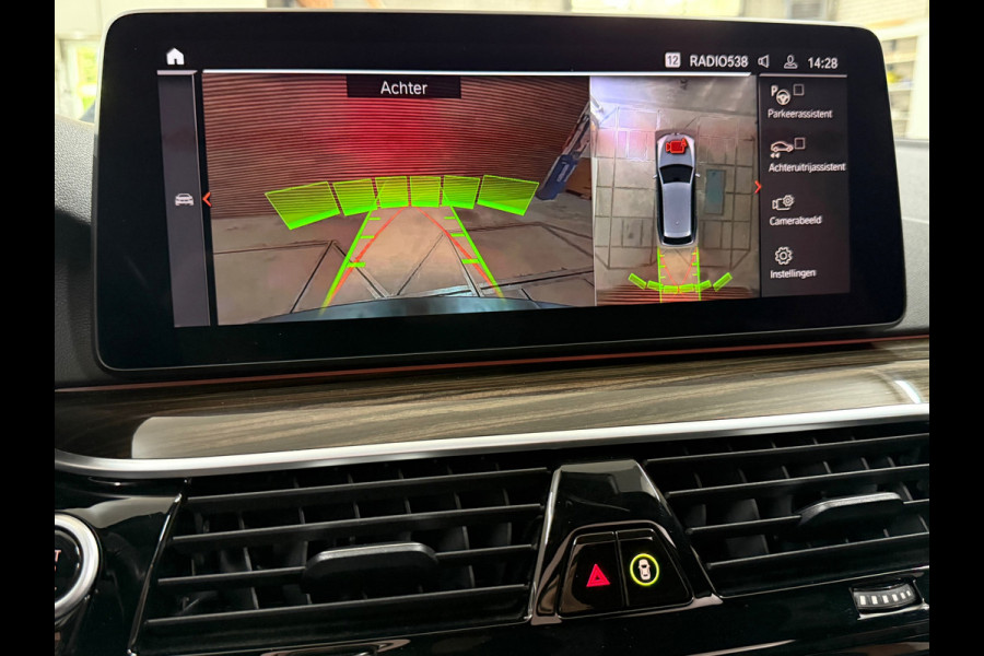 BMW 5 Serie Touring 530i High Executive | M-Sport | LCI | Facelift | Laser | HUD | 360 Camera | Winter-pakket |