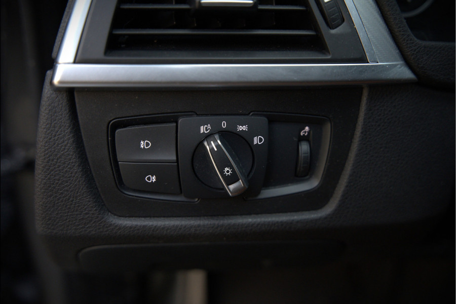 BMW 4 Serie Gran Coupé 418i High Executive M Sport | Stoelverwarming | Camera | Cognac Leer | Keyless | Shadow Line | Hifi | Automaat | NAP | DAB | LED | Navigatie Prof. | Cruise Control |