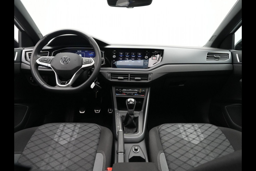 Volkswagen Taigo 1.0 TSI 110pk R-Line Panorama Matrix Led Clima Navi via App