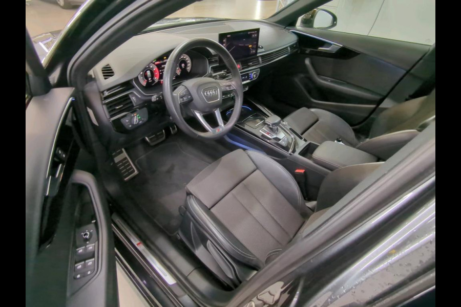 Audi A4 Avant 35 TFSI S-Line Black Edition Pano Virtual Sfeer NAP