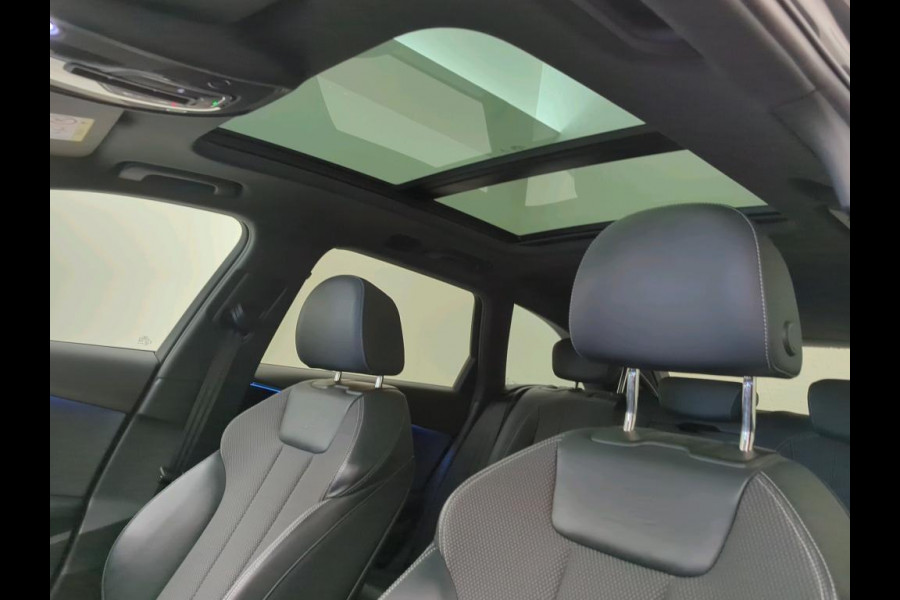 Audi A4 Avant 35 TFSI S-Line Black Edition Pano Virtual Sfeer NAP