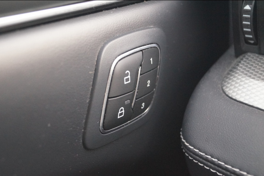 Ford Mustang Mach-E RWD 75kWh -PANO-LEER-CAM-ECC-B&O-