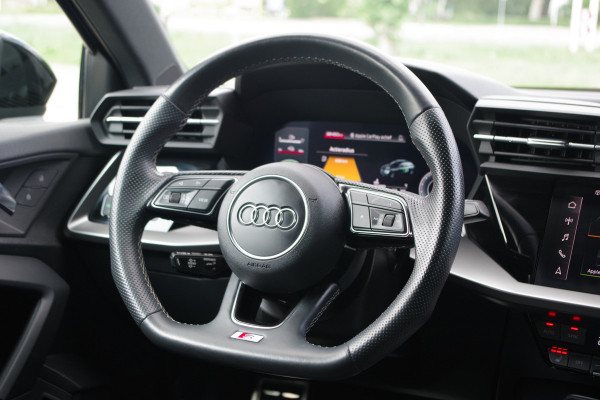 Audi A3 Sportback 45 TFSI e 245 PK Competition S-Line Edition, Adap. Cruise Control, Carplay
