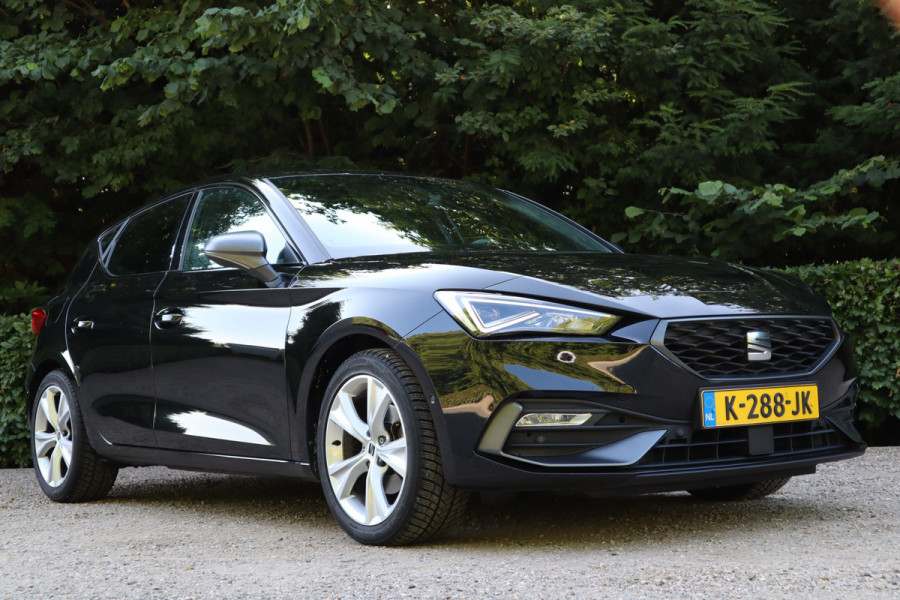 Seat Leon 1.0 TSI FR Launch Edition | Navi | Virtual Dash | Carplay |