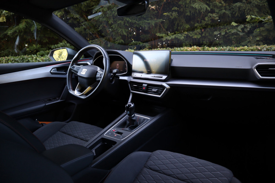 Seat Leon 1.0 TSI FR Launch Edition | Navi | Virtual Dash | Carplay |