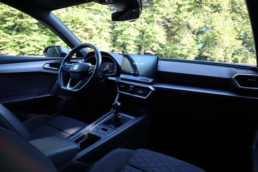 Seat Leon 1.0 TSI FR Launch Edition | Navi | Virtual Dash | Carplay |