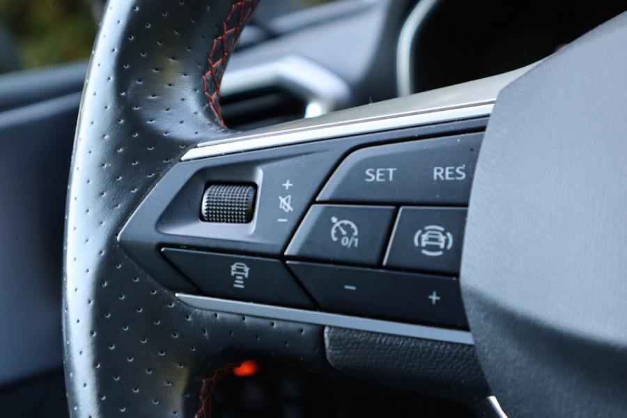 Seat Leon 1.0 TSI FR Launch Edition | Navi | Virtual Dash | Carplay |