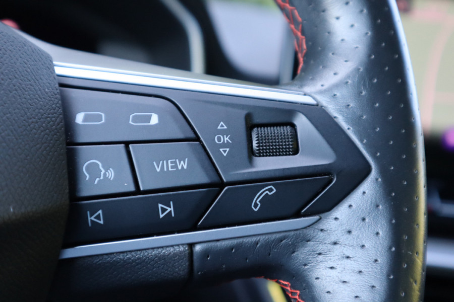 Seat Leon 1.0 TSI FR Launch Edition | Navi | Virtual Dash | Carplay |
