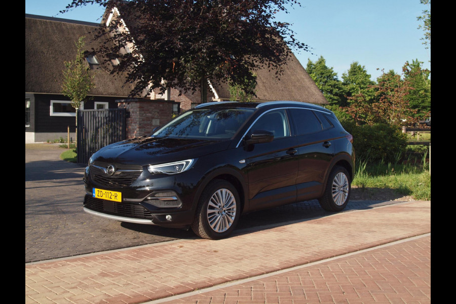 Opel Grandland X 1.2 Turbo Innovation | Camera | Apple Carplay | Cruise Control | Stoel verwarming/ventilatie |