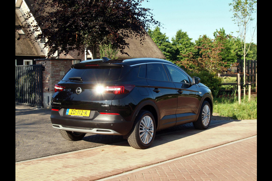 Opel Grandland X 1.2 Turbo Innovation | Camera | Apple Carplay | Cruise Control | Stoel verwarming/ventilatie |
