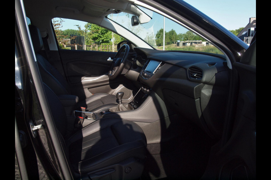 Opel Grandland X 1.2 Turbo Innovation | Camera | Apple Carplay | Cruise Control | Stoel verwarming/ventilatie |