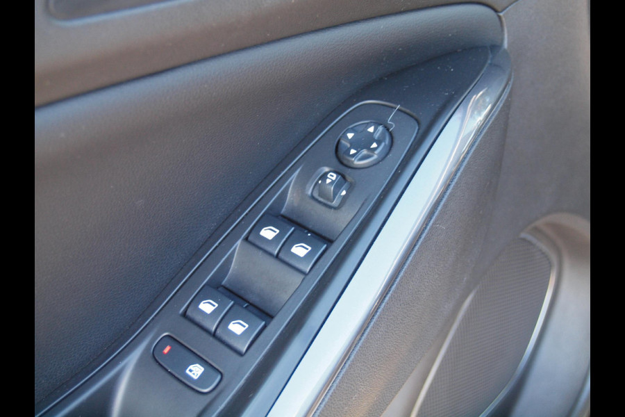 Opel Grandland X 1.2 Turbo Innovation | Camera | Apple Carplay | Cruise Control | Stoel verwarming/ventilatie |