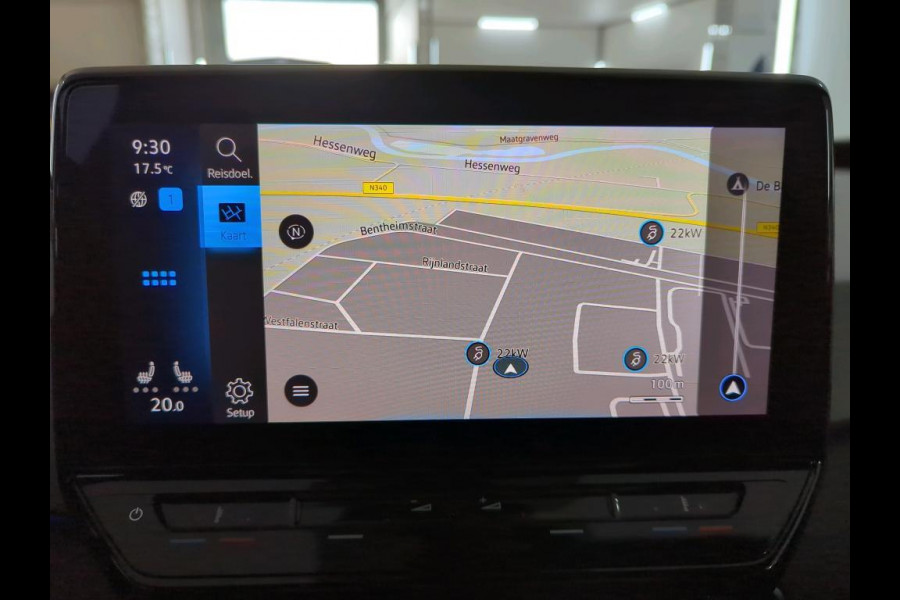 Volkswagen ID.3 Pure 45 kWh SCHAALSTOELEN/IQ LED KOPLAMPEN/CAMERA/KEYLESS
