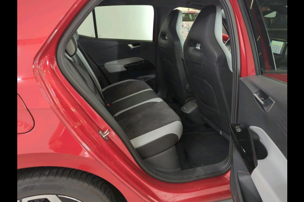 Volkswagen ID.3 Pure 45 kWh SCHAALSTOELEN/IQ LED KOPLAMPEN/CAMERA/KEYLESS