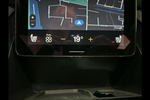 Polestar 2 Long Range Single Motor 78 kWh | Voorstoelen verwarmd | Uitwijk assistens | Rijstrooksensor met correctie