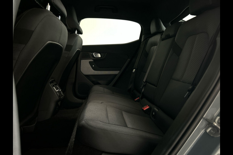 Polestar 2 Long Range Single Motor 78 kWh | Voorstoelen verwarmd | Uitwijk assistens | Rijstrooksensor met correctie
