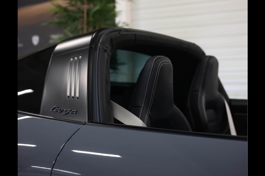 Porsche 911 Targa 4 GTS | PTS - SportDesign - Carbon - Leder pakket