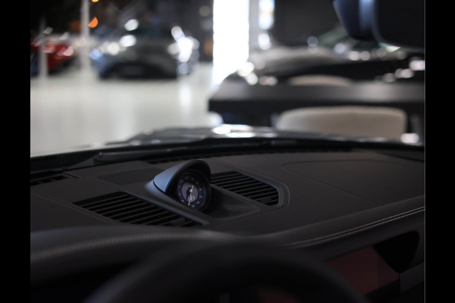 Porsche 911 Targa 4 GTS | PTS - SportDesign - Carbon - Leder pakket