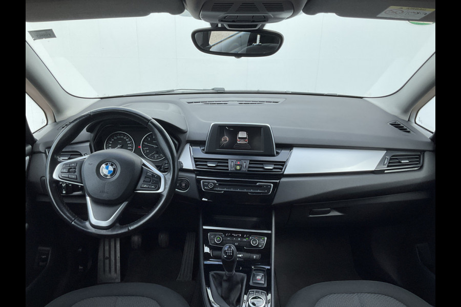 BMW 2 Serie Gran Tourer 7-Pers Executive Trekhhaak Nav/Cruise Stoelverw Elek.Klep Led NAP!